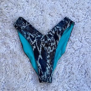 Oneone swimwear bikini bottoms in blue snake print